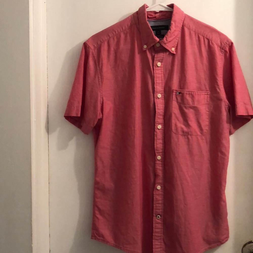Men’s Medium Tommy Hilfiger button down